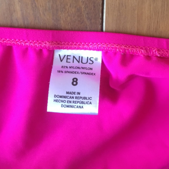 Venus hot pink bikini. - Picture 3 of 6